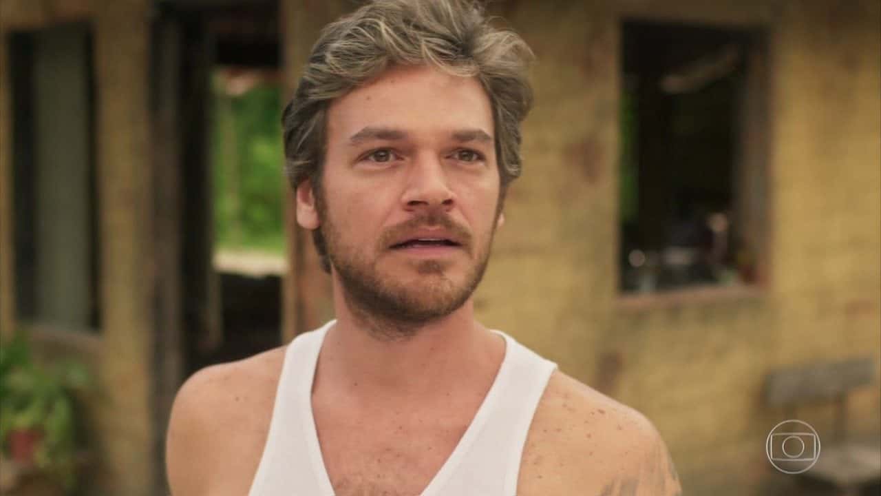 Emilio Dantas (Beto Falcão) em cena de Segundo Sol (Foto: Reprodução/Globo)