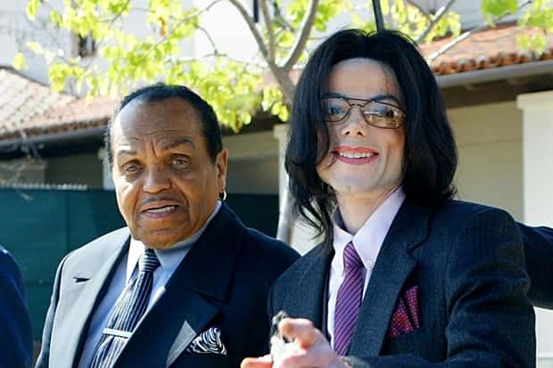 Michael Jackson e Joseph Jackson (Foto: Getty Images)