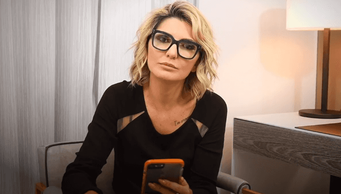 Antonia Fontenelle (Foto: Reprodução/Youtube)