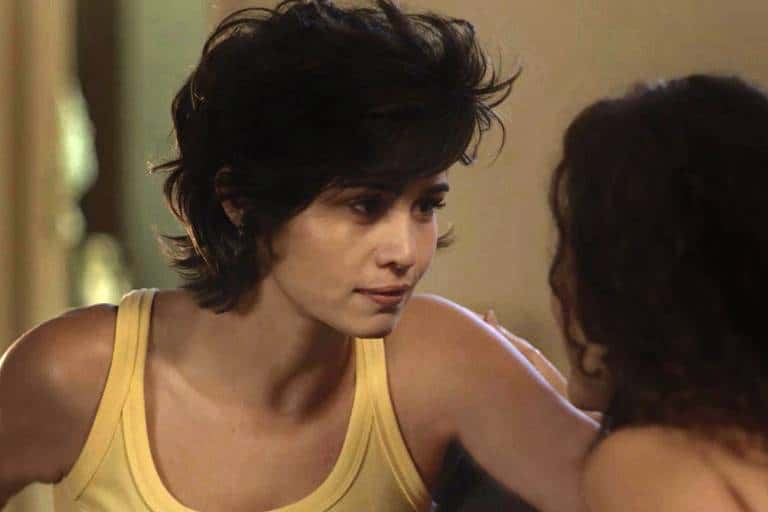 Nanda Costa é Maura na novela (Foto: Reprodução)