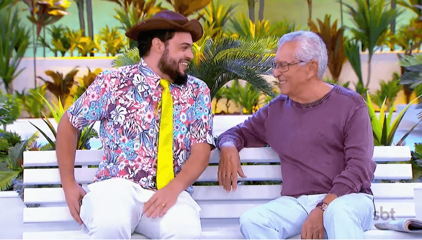 Matheus e Carlos Alberto na Praça. (Foot: Reprodução/SBT)