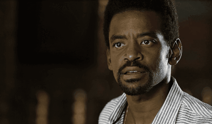 Roberval (Fabrício Boliveira) em cena de Segundo Sol (Foto: Divulgação/Globo)