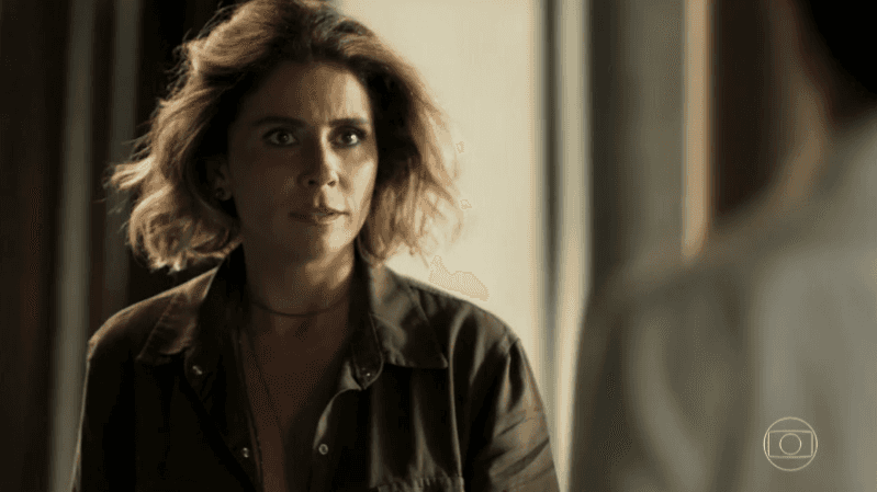 Luzia (Giovanna Antonelli) em cena de Segundo Sol (Foto: Reprodução/Globo)