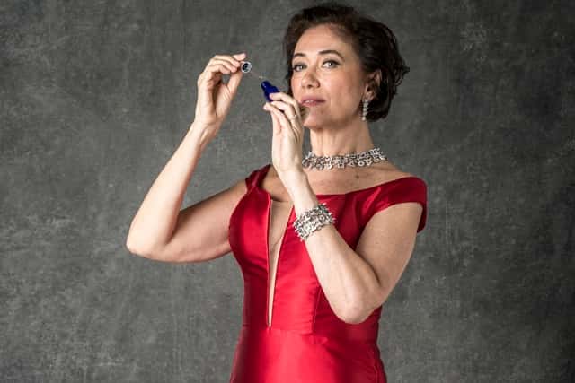 Valentina (Lilia Cabral) em O Sétimo Guardião (Foto: Globo/João Cotta)