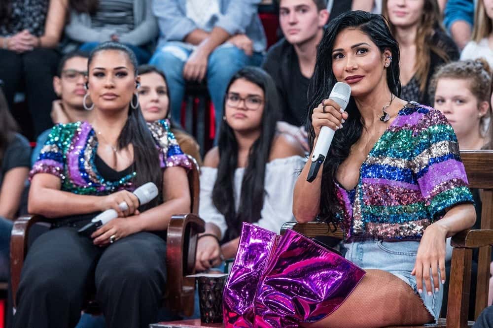 Simone e Simaria seguem como técnicas no The Voice Kids, reality show da Globo. (Foto: Fábio Rocha/Globo)