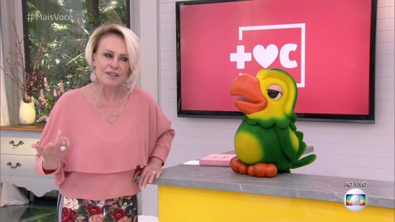 Ana Maria Braga e o Louro José no Mais Você (Foto: Reprodução/Globo)