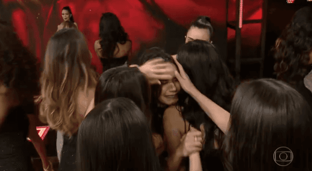 Bailarinas comemora convocação para a Dança dos Famosos. (Foto: Reprodução)