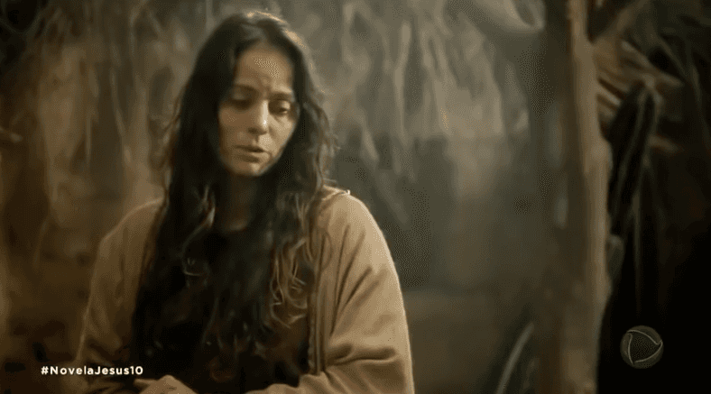 Cláudia Mauro vive Maria na segunda fase da novela Jesus. (Foto: Reprodução)