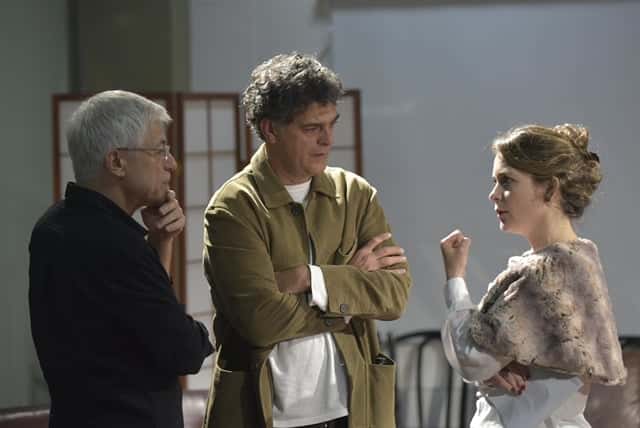Cláudia Abreu e Eduardo Moscovis no Seminário para atores com o diretor argentino Juan Carlos Corazza (Foto: Globo/Erik Barros Pinto)