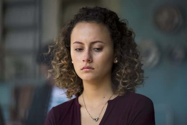 Maria Alice (Alice Milagres) triste em cena de Malhação (Foto: Globo/Estevam Avellar)