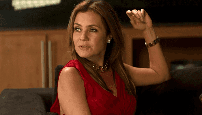 Laureta (Adriana Esteves) em cena de Segundo Sol (Foto: Divulgação/Globo)