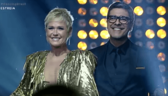 Xuxa e Junno Andrade na estreia da 4ª temporada do Dancing Brasil (Foto: Reprodução/Record)
