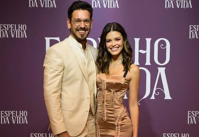Vitoria Strada e João Vicente de Castro no lançamento de Espelho da Vida (Foto: Globo/Cesar Alves)