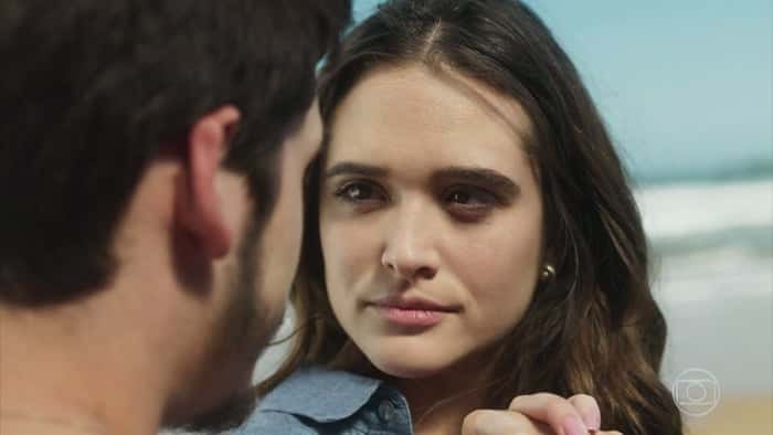 Marocas (Juliana Paiva) em cena de O Tempo Não Para (Foto: Reprodução/Globo)