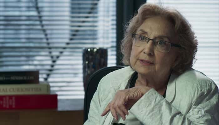 Atriz Eva Wilma relembrou grave acidente de carro (Foto: Reprodução/Globo)