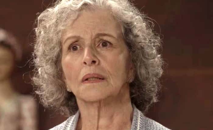 Margot (Irene Ravache) em Espelho da Vida (Foto: Divulgação/Globo)