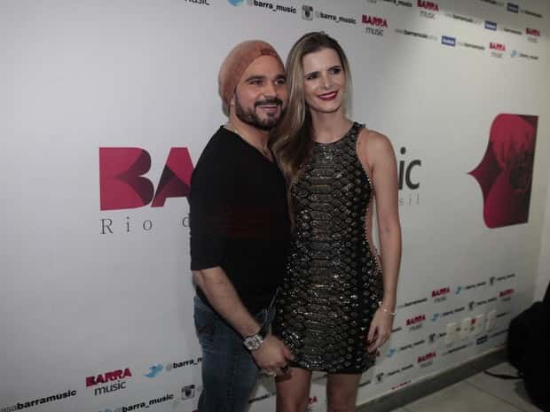 http://tvfoco.uai.com.br/wp-content/uploads/2015/05/Daniela-Mercury.jpg