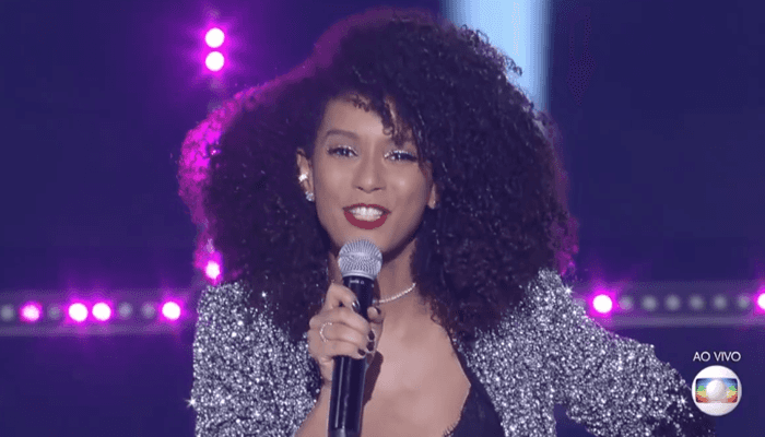 A apresentadora Taís Araújo na final da 2ª temporada do PopStar (Foto: Reprodução/Globo)
