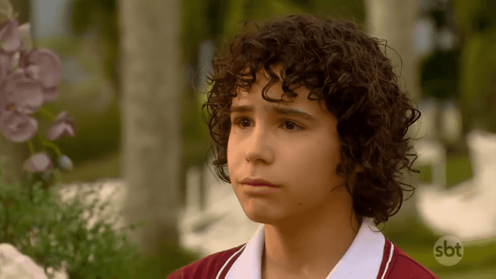Igor Jansen (João) em cena de As Aventuras de Poliana (Foto: Reprodução/SBT)
