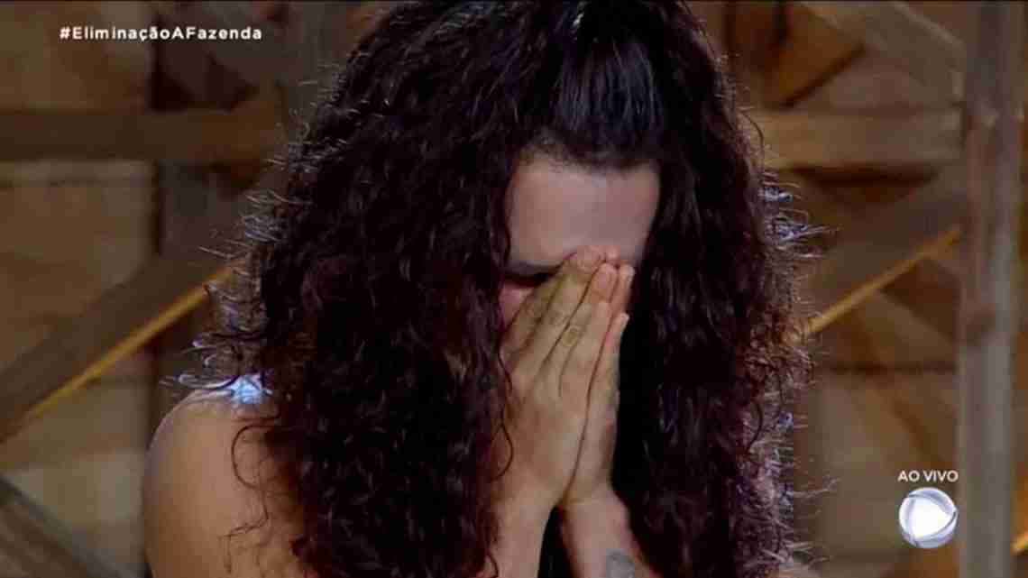 Fernanda Lacerda deixou o reality A Fazenda 10 com alta rejeição. (Foto: Reprodução)