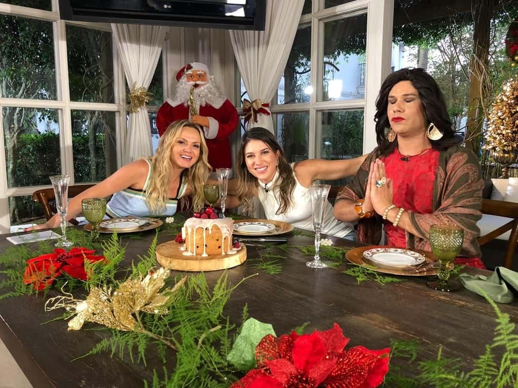 Eliana, Rebeca Abraavnel e Narcisa em especial de Natal no SBT. (Foto: Gabriel Cardoso)