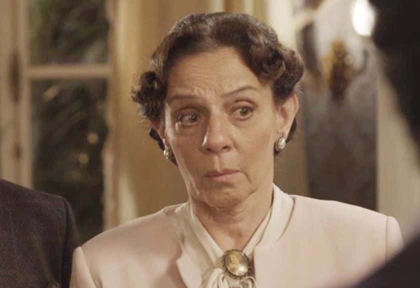 http://tvfoco.uai.com.br/wp-content/uploads/2015/05/Daniela-Mercury.jpg