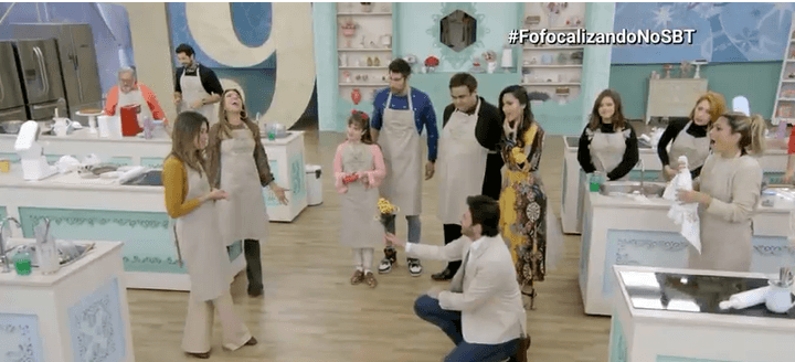 Danilo Gentili se declara para Rebeca Abravanel. (Foto: Reprodução)