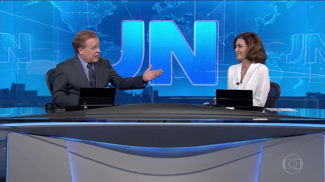 Chico Pinheiro e Giuliana Morrone no Jornal Nacional (Foto: Reprodução/Globo)