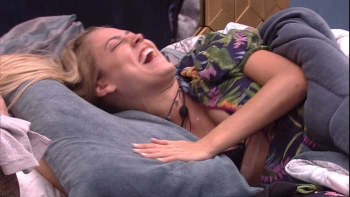 http://tvfoco.uai.com.br/wp-content/uploads/2015/05/Daniela-Mercury.jpg