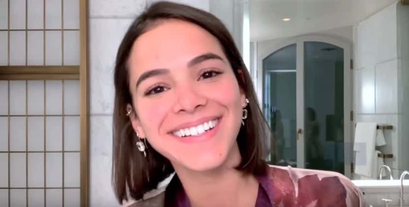 Bruna Marquezine para a Vogue (Foto: Reprodução)