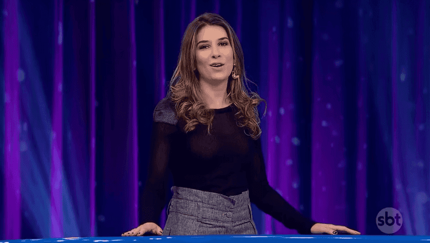 Rebeca Abravanel comanda o Roda a Roda Jequiti (Foto: Reprodução)