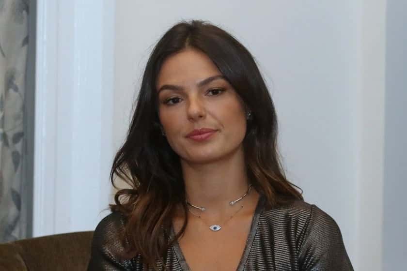 http://tvfoco.uai.com.br/wp-content/uploads/2015/05/Daniela-Mercury.jpg