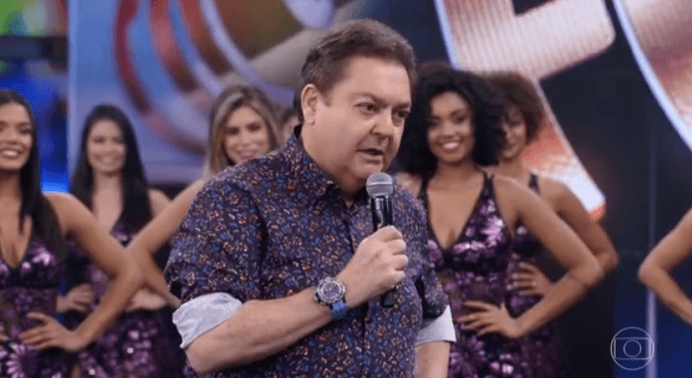 O apresentador Fausto Silva no comando do Domingão. (Foto: Reprodução)