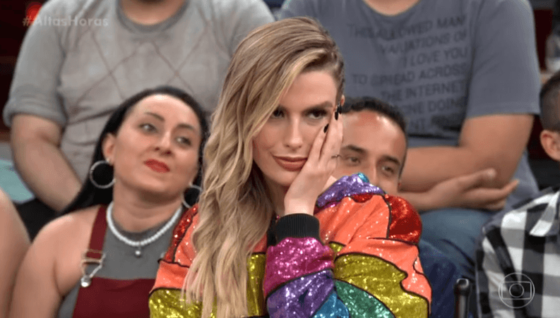 Fernanda Keulla revelou que está "encalhada" e recebeu cantada em programa da Globo. (Foto: Reprodução)