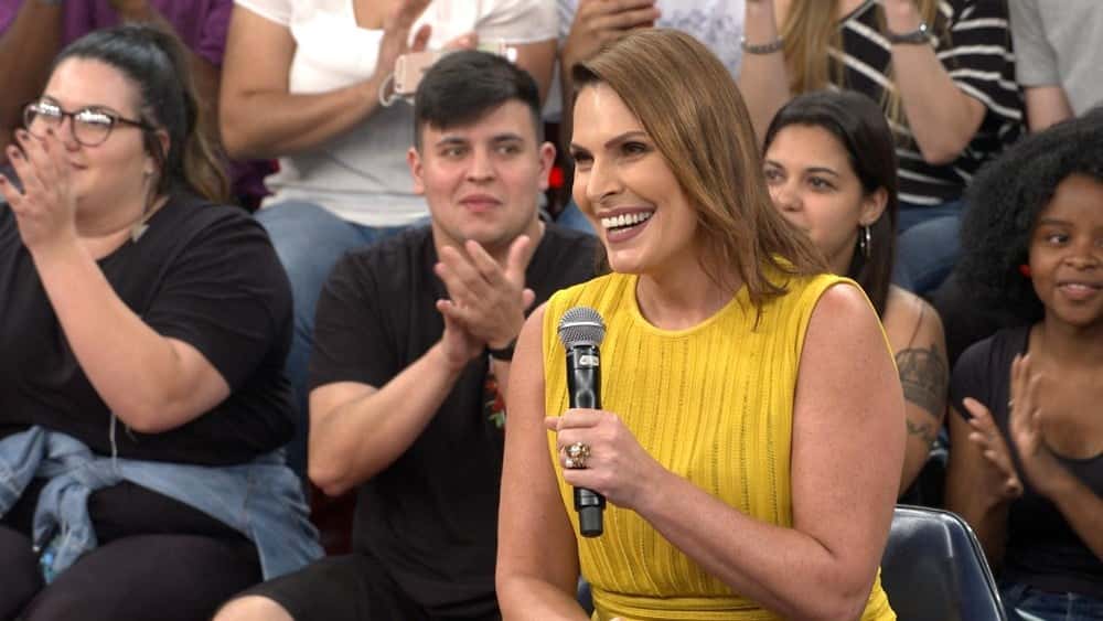 http://tvfoco.uai.com.br/wp-content/uploads/2015/05/Daniela-Mercury.jpg