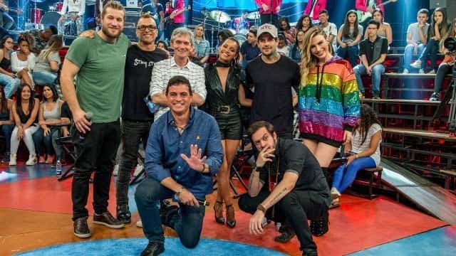 xtelinha-0401.jpg.pagespeed.ic.3whQ_xwW-7