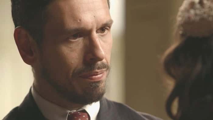 Gustavo Bruno (João Vicente de Castro) e Julia (Vitoria Strada) em Espelho da Vida (Foto: Reprodução/Globo)