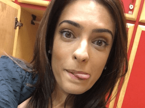 Lisandra Cortez vive a vilã Débora na novela As Aventuras de Poliana, do SBT. (Foto: Reprodução)