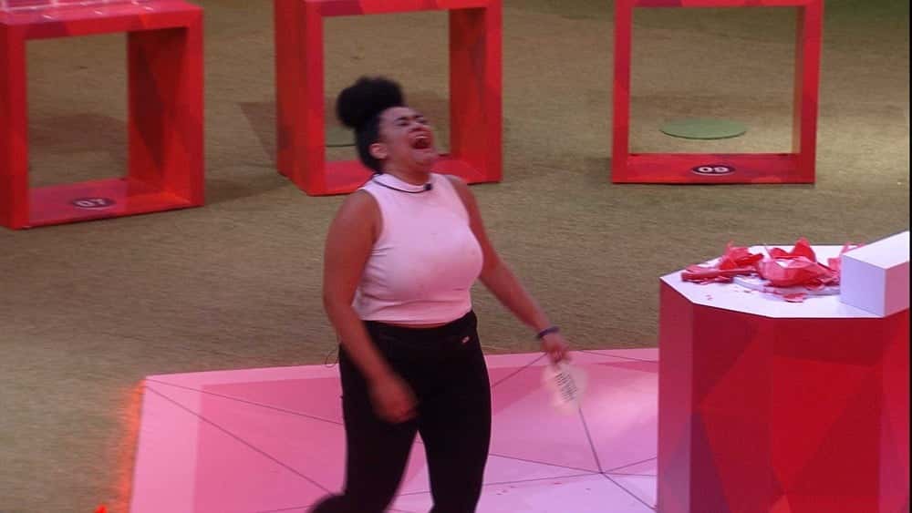 Rízia vence a Prova do Líder (Foto: Reprodução)