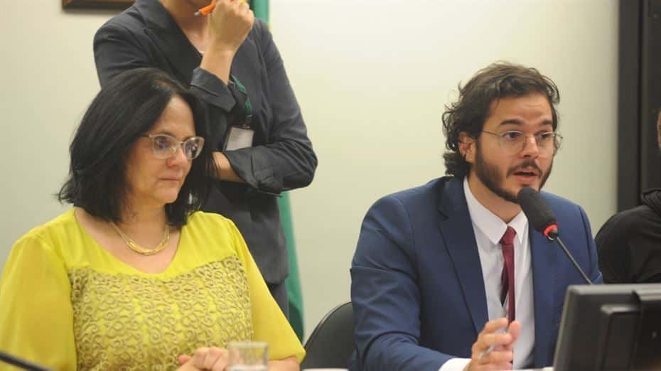 Damares e Túlio Gadelha (Foto: Reprodução)