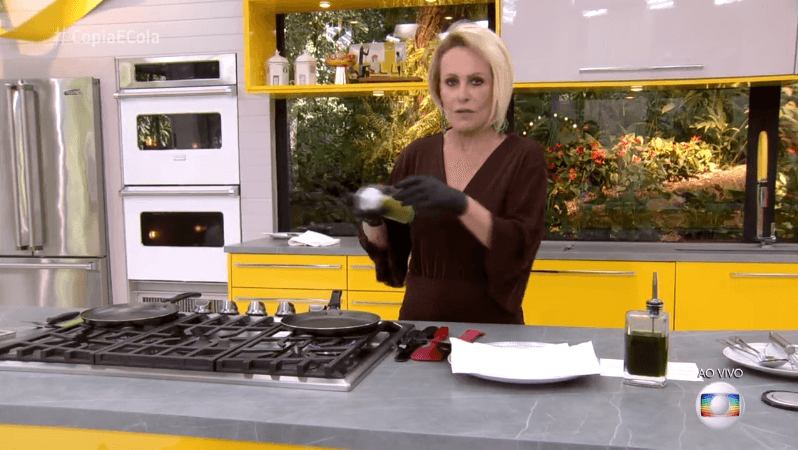 Ana Maria Braga erra receita no Mais Você (Foto: Reprodução/Globo)