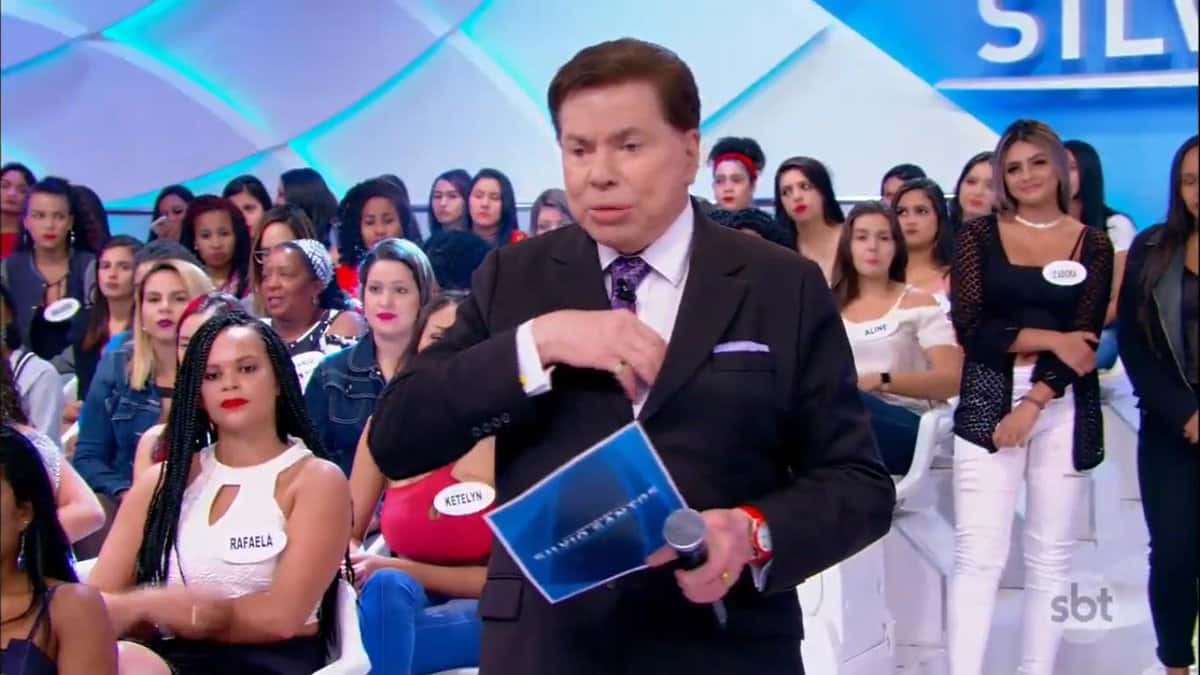 Silvio Santos está irritado com situação no SBT. (Foto: Reprodução)