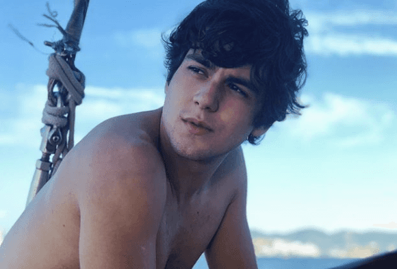 O ator Daniel Rangel está virando um dos novos galãs da dramaturgia da TV Globo. (Foto: Reprodução)