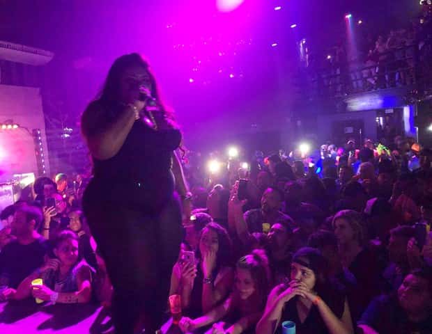 Jojo Todynho fez show para uma multidão (Foto: Reprodução)