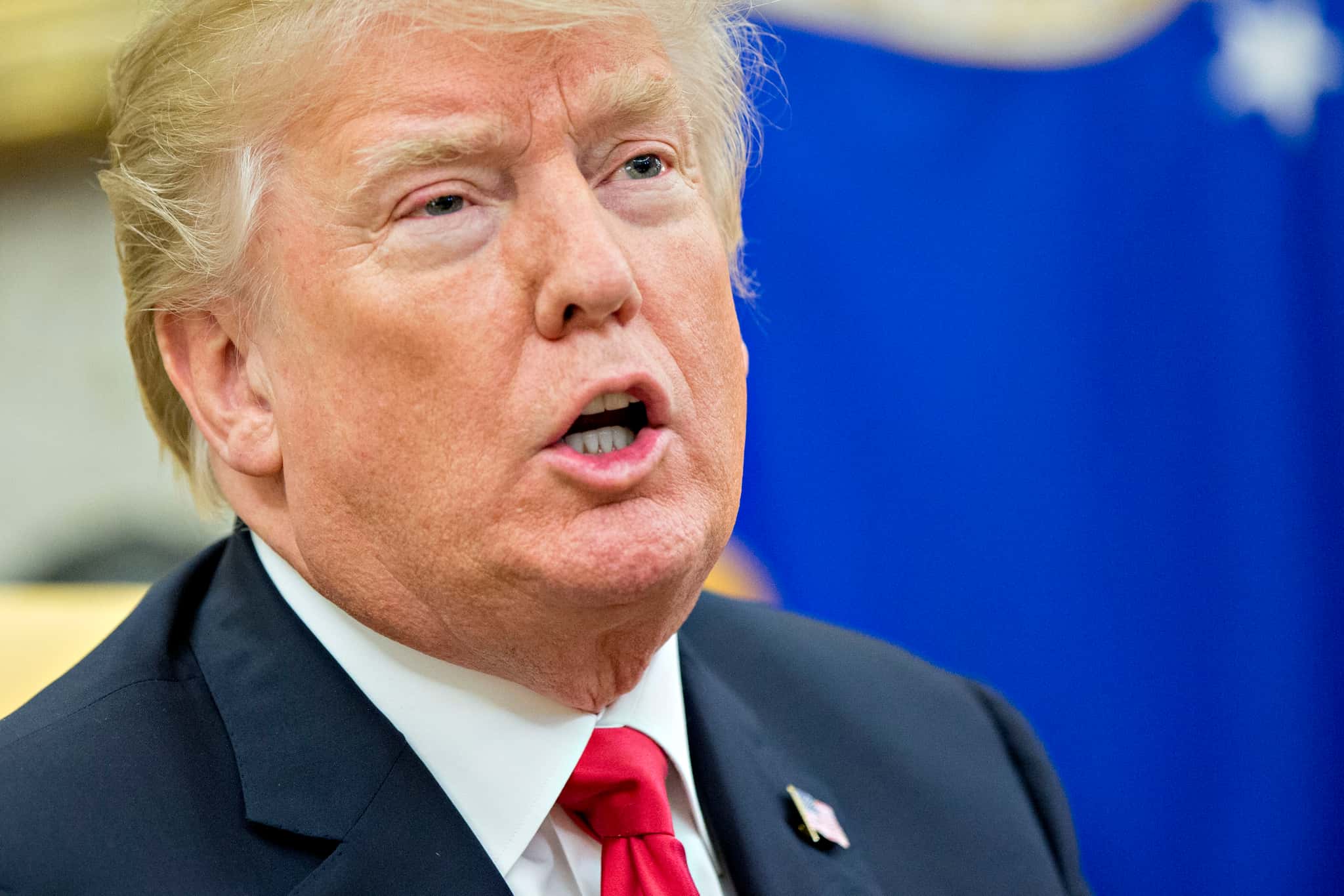 O presidente Donald Trump curtiu um tweet que chamava Rihanna de rainha (Foto: Reprodução)