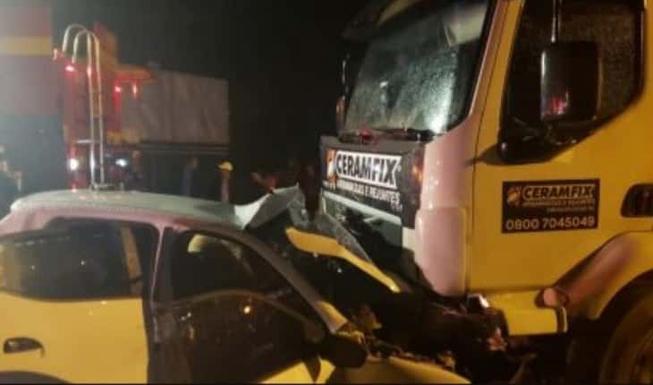 Imagens do acidente envolvendo filho da cantora Célia Pedro (Foto: Reprodução/Diarinho)