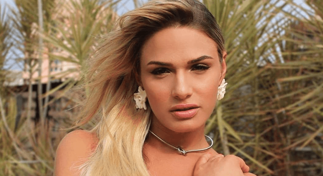 Glamour Garcia interpretou a Britney na novela A Dona do Pedaço (Foto: Reprodução/Instagram)