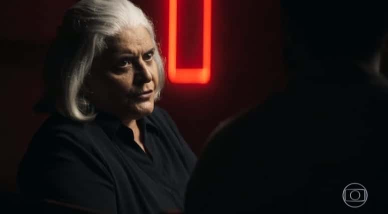 Nilda (Jussara Freire) em A Dona do Pedaço (Foto: Reprodução)