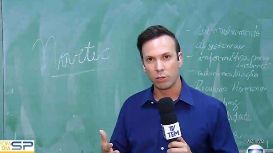 André Modesto Errou ao escrever palavra ao vivo no Bom Dia SP (Foto: Reprodução)