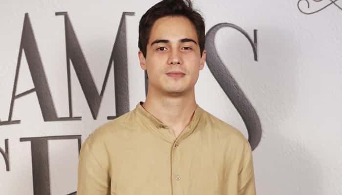 Danilo Mesquita interpretará Carlos em Éramos Seis, nova novela das seis da Globo (Foto: Artur Meninea/Globo)
